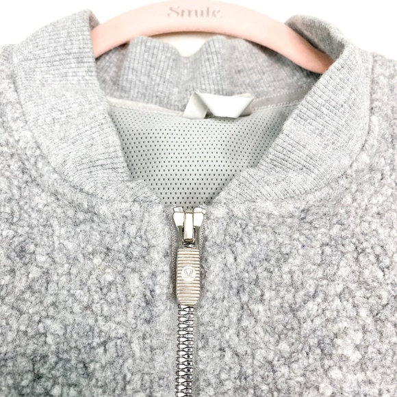 ❤️SOLD❤️Lululemon Stand Out Sherpa Jacket Light - Picture 7 of 8